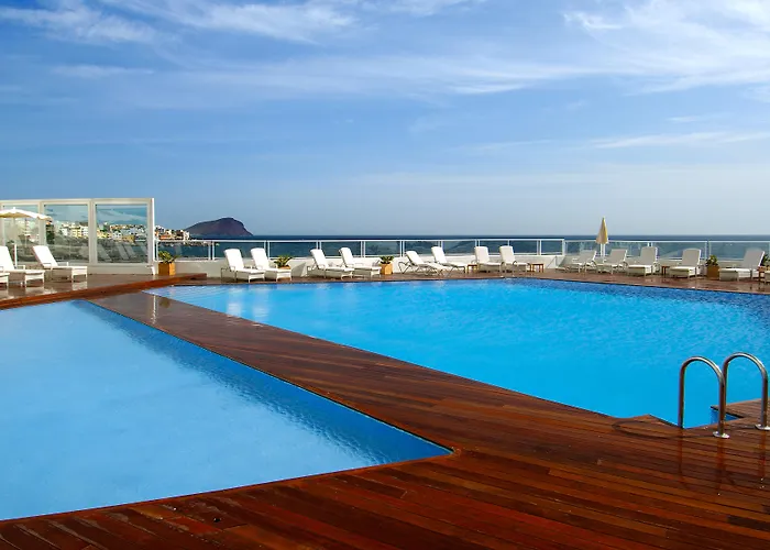 The Salmar - New Opening Los Abrigos