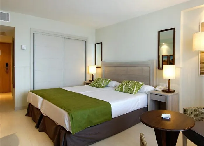 The Salmar - New Opening لوس أبريغوس